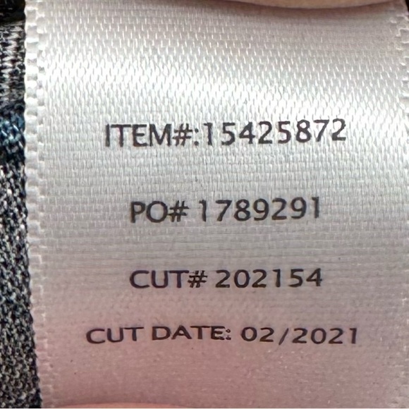 Torrid Black Floral Textured Stretch Rayon Goddess Tank - Picture 14 of 14